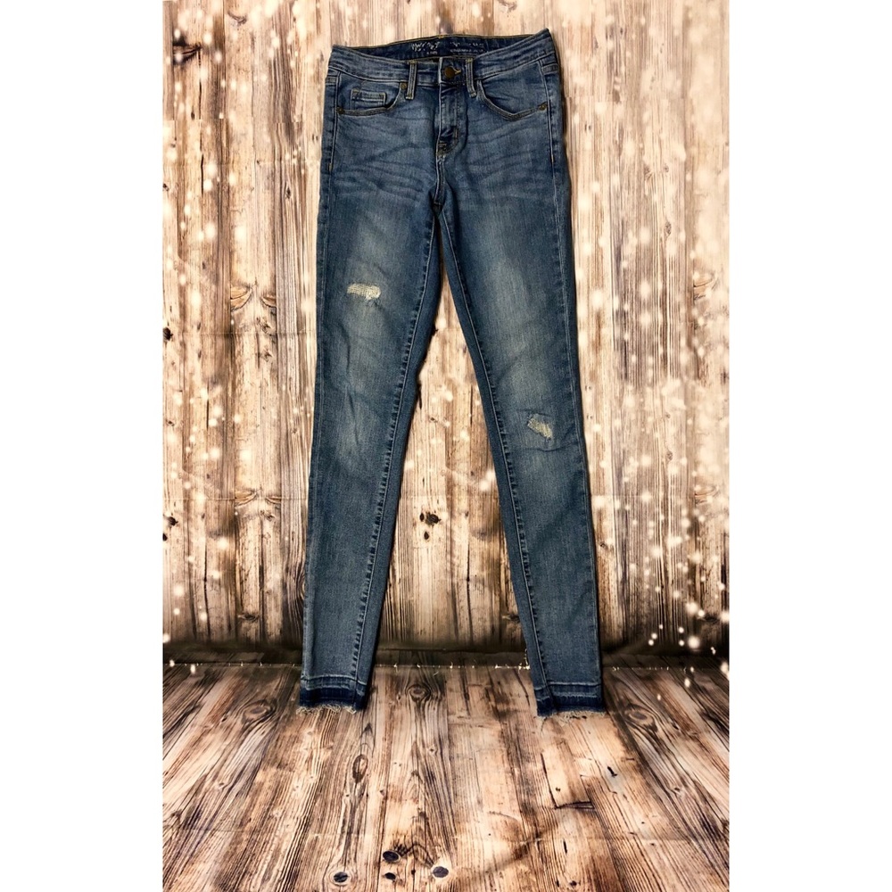 Mossimo medium wash high rise raw hem skinny jeans